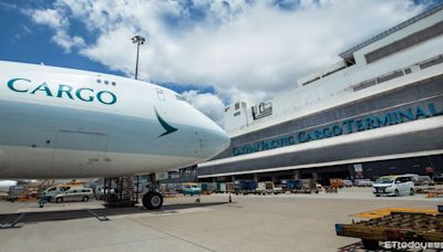 中菲行與國泰航空合作 提供上海飛芝加哥旺季包機服務