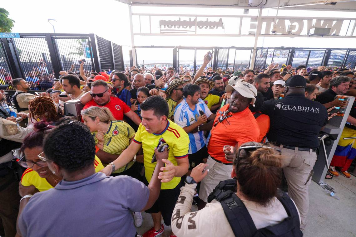 Fans breach security gates at Hard Rock Stadium, delaying start of Copa America final