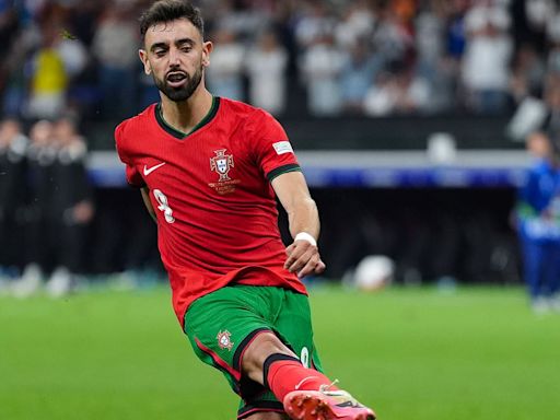 Bruno Fernandes is hailed for 'cold' penalty against Slovenia