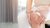 Knee Pain When Bending? These 8 MD-Approved Tricks Help End the Ache Naturally