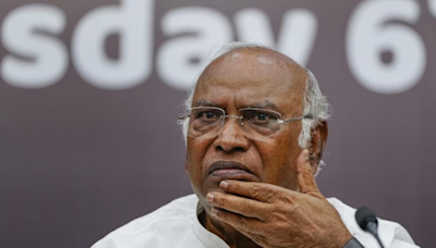 Mallikarjun Kharge Slams PM Modi For 'Petty Politics', 'Lies' Over Agnipath Scheme Feud