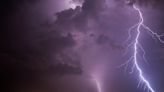 Aviso de probables tormentas eléctricas para 3 regiones