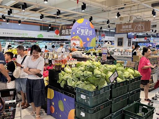 颱風過後菜價飆漲！家樂福、全聯推平價專區 青菜最低29元