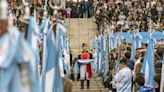 Miles de alumnos de todo el país juraron lealtad a la bandera en el Monumento