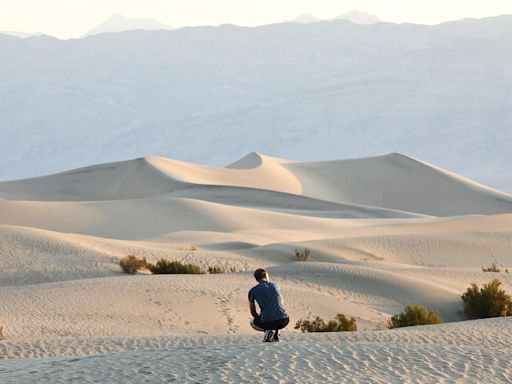 Man hospitalized after burning his feet on blistering sand dunes at Death Valley National Park