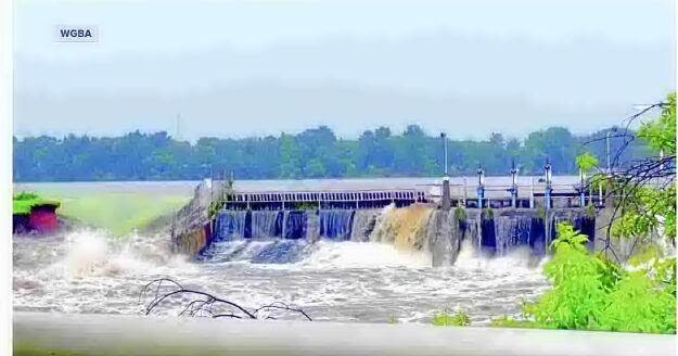 Floodwaters breach Manawa dam