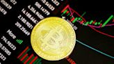 The Bitcoin Price Tests $60K As BTC’s Futures Premium Falls To A 5-Month Low And Investors Pivot To This Bitcoin...