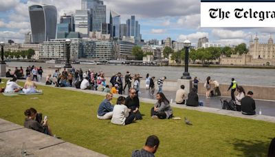 Chance of heatwave at 40pc as UK says goodbye to chill of early June