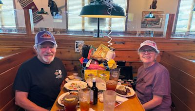 Jackson, Michigan is latest stop for couple trying to eat at every Texas Roadhouse in America