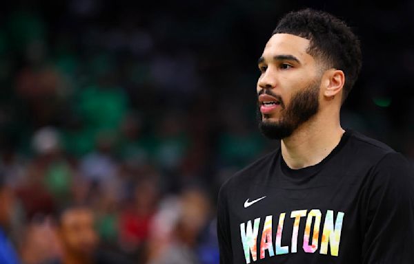 Celtics honor Bill Walton with moment of silence, special shirts ahead of Game 1 of NBA Finals