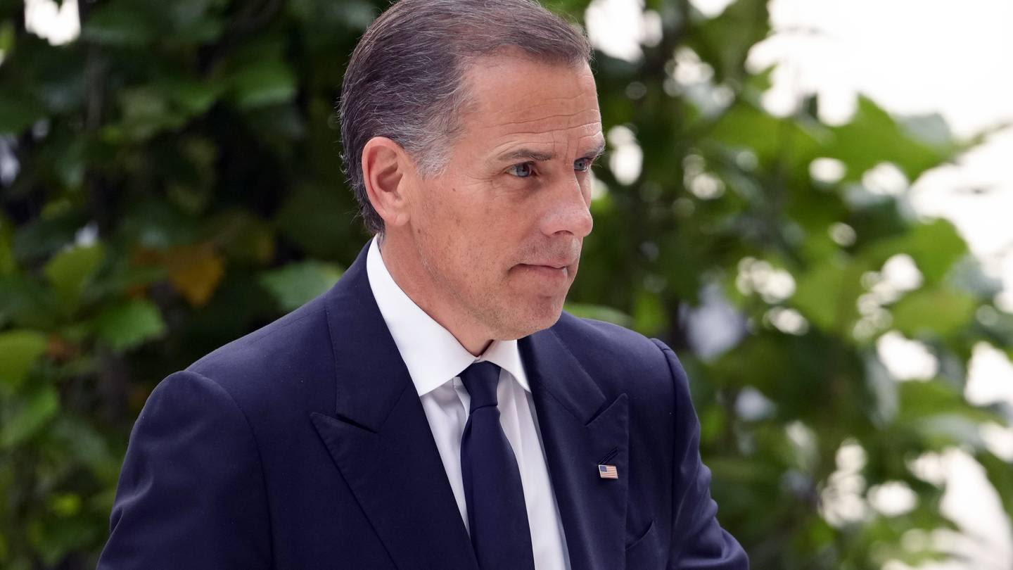 FBI agent on the stand in Hunter Biden's gun trial, as first lady again attends