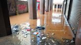 Após a enchente, limpeza de Porto Alegre pode durar meses