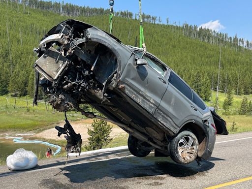 'Fully submerged': SUV with 5 people inside drives into Yellowstone geyser