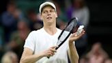 Wimbledon: Jannik Sinner ganó con contundencia en una jornada marcada por la lluvia