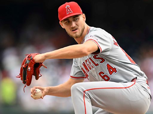 Rookie Jack Kochanowicz earns his first career win as the Angels beat the Nationals 6-4