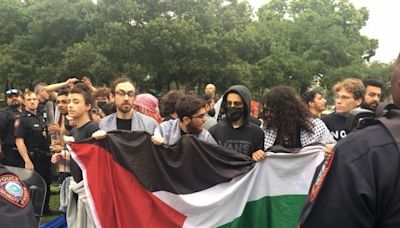 Two arrested at University of Houston pro-Palestinian protest on Wednesday | Houston Public Media