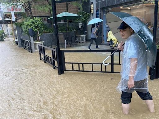 北市大安信義時雨量破百毫米 松仁路吳興街一度積淹水