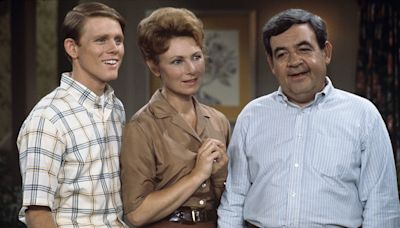 Tom Bosley — Read About the Man Who Brought Mr. C to Life on 'Happy Days'