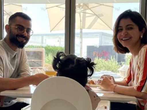 Here’s How Virat Kohli Celebrated India’s T20 World Cup Win With Anushka Sharma, Vamika & Akaay; WATCH