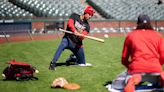 Angels get solid work from bullpen, beat Giants