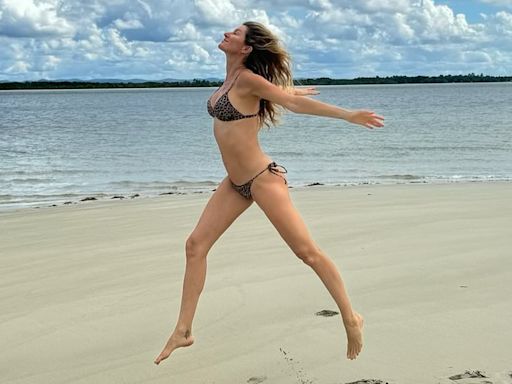 Gisele shows off bikini body as Tom Brady moves on with Brooks Nader