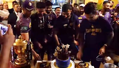 You Can't Ignore The Tiered Cake Of IPL 2024 Winners Kolkata Knight Riders Grand Party