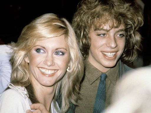 Vintage Star Tracks: This Time in 1981, See Olivia Newton-John, Plus Princess Diana and More