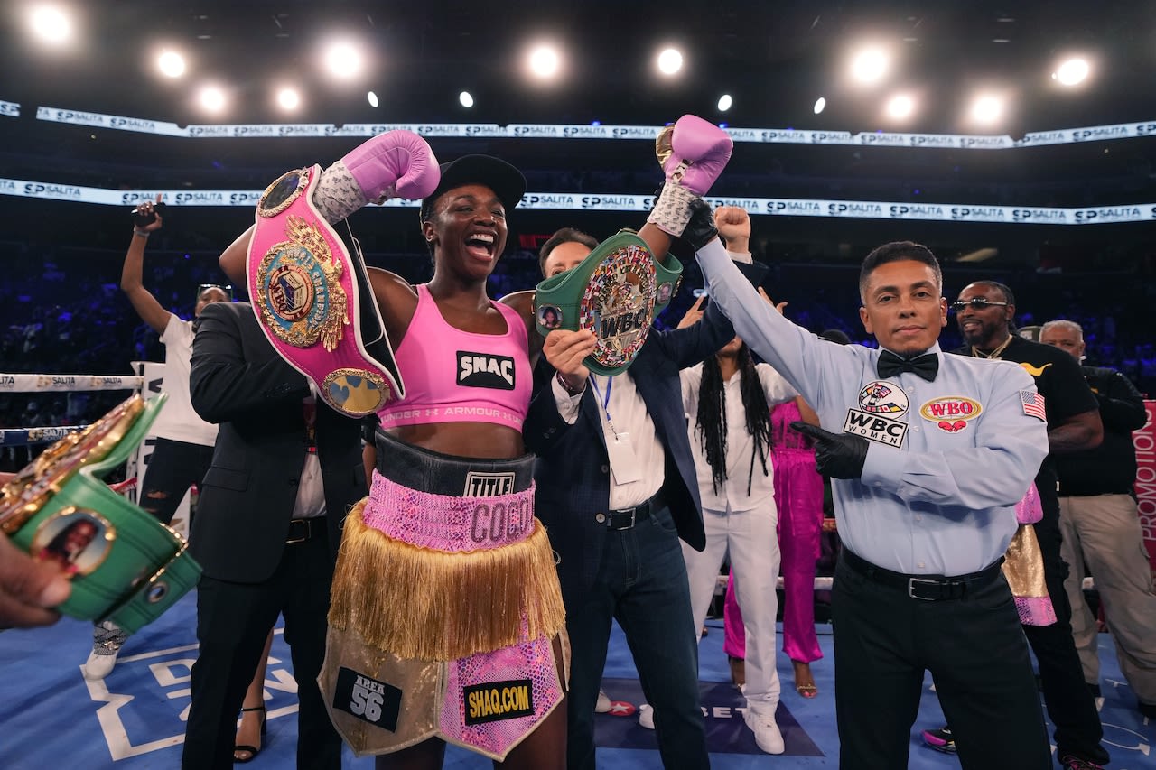 Claressa Shields wins world boxing titles in fourth and fifth weight divisions