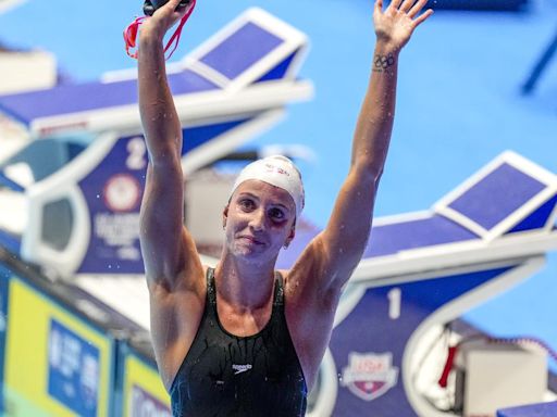 Regan Smith sets 100m backstroke World Record at the U.S. Olympic trials