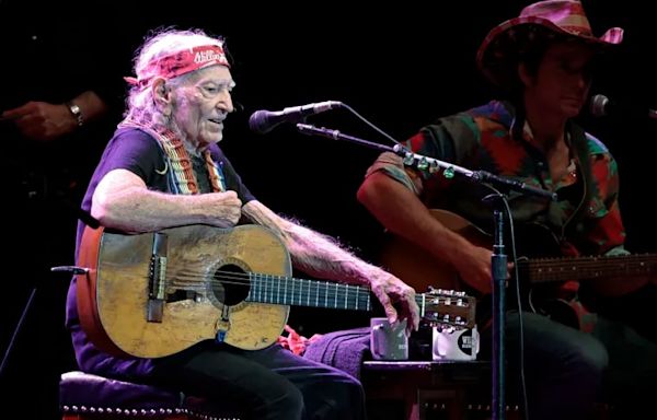 Review: National treasure Willie Nelson’s 4th of July Picnic in Camden with Bob Dylan, Mavis Staples, Robert Plant & Alison Krauss