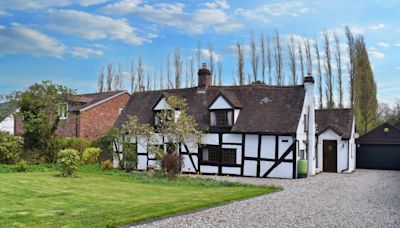 Gorgeous £700,000 Grade II-listed cottage with 'chocolate box appeal' goes on sale