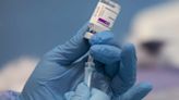 AstraZeneca admite por primera vez que su vacuna contra el covid puede provocar trombosis