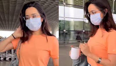 Stree actress Shraddha Kapoor sips on kadha as she jets off from Mumbai: ’Tabiyat down hai’