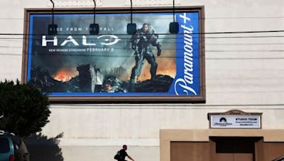 A Private Equity Giant Offers to Buy Paramount For $11B As Bidding War Heats Up