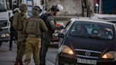 Detenido un reservista israelí por falsificar documentación para palestinos en Cisjordania