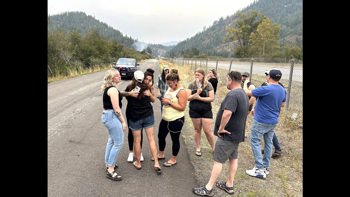 Servers, cooks devastated after Wolf Lodge Inn restaurant in Coeur d'Alene burns down