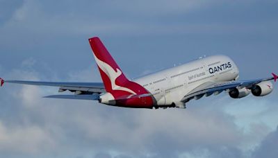 Qantas apologises after mature-rated film Daddio played to all passengers