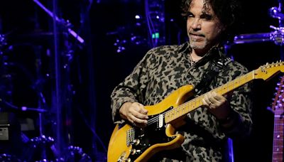 John Oates’ new album is called ‘Reunion.’ But don’t think Hall & Oates are getting back together