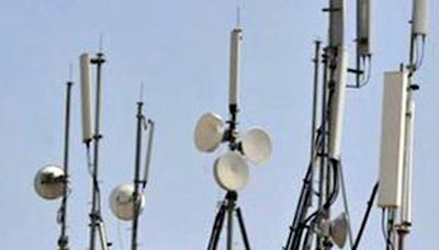 Spectrum auction: DoT to issue demand note to telcos this week for payment