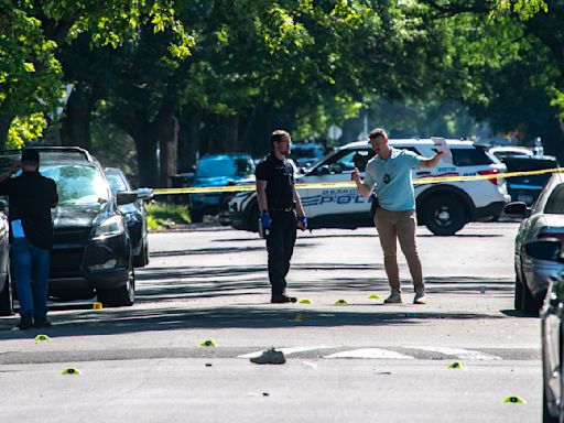 Violent holiday weekend sees mass shootings in Michigan, Illinois and Kentucky