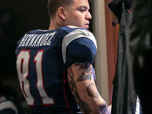 'American Sports Story: Aaron Hernandez' Examines a Tragic True-Crime Case—Meet the Cast Playing NFL Stars Involved