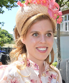 Princess Beatrice, Mrs. Edoardo Mapelli Mozzi