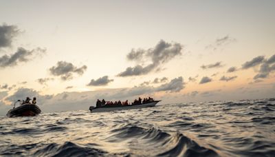 At least 15 killed, dozens missing after boat capsizes off Mauritania