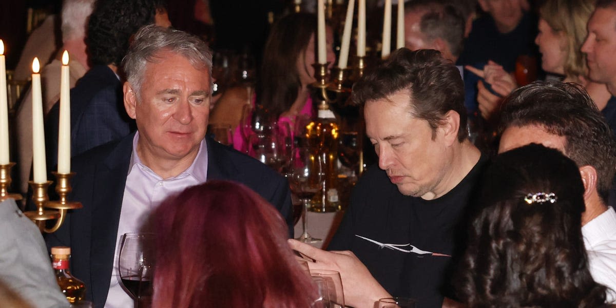 Elon Musk and Jeff Bezos hang out with celebrities in Miami during the F1 Grand Prix weekend