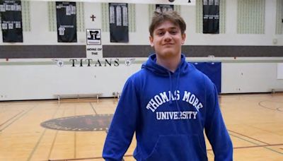 Macaulay signs lacrosse scholarship with Thomas More University