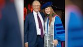 Bill Gates celebra la graduación de medicina de su hija con un emotivo mensaje