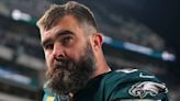 Jason Kelce, jugador de los Eagles de Filadelfia, anuncia que se retira de la NFL