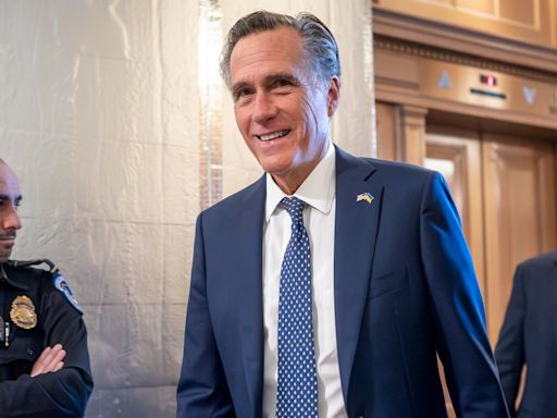 Mitt Romney says Biden should have pardoned Trump as he rips ‘embarrassing’ Republicans flocking to trial