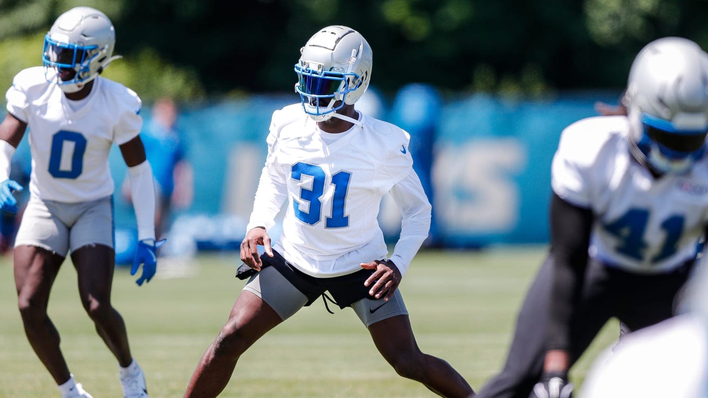 8 Storylines to Watch at Detroit Lions Training Camp