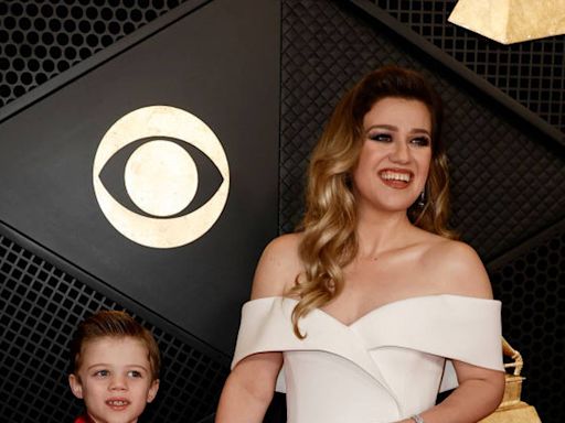 Kelly Clarkson says she used weight loss drug, but not Ozempic